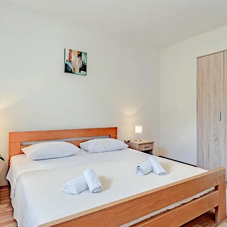 Crnja Luka 38 Prigradica