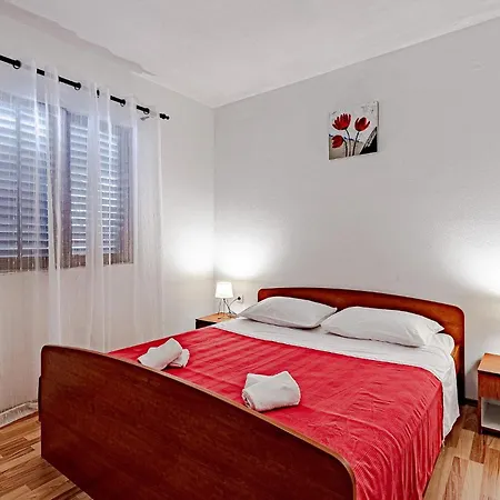 Crnja Luka 38 Prigradica