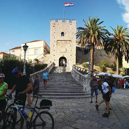 Stunning In Crnja Luka With Wifi * Prigradica